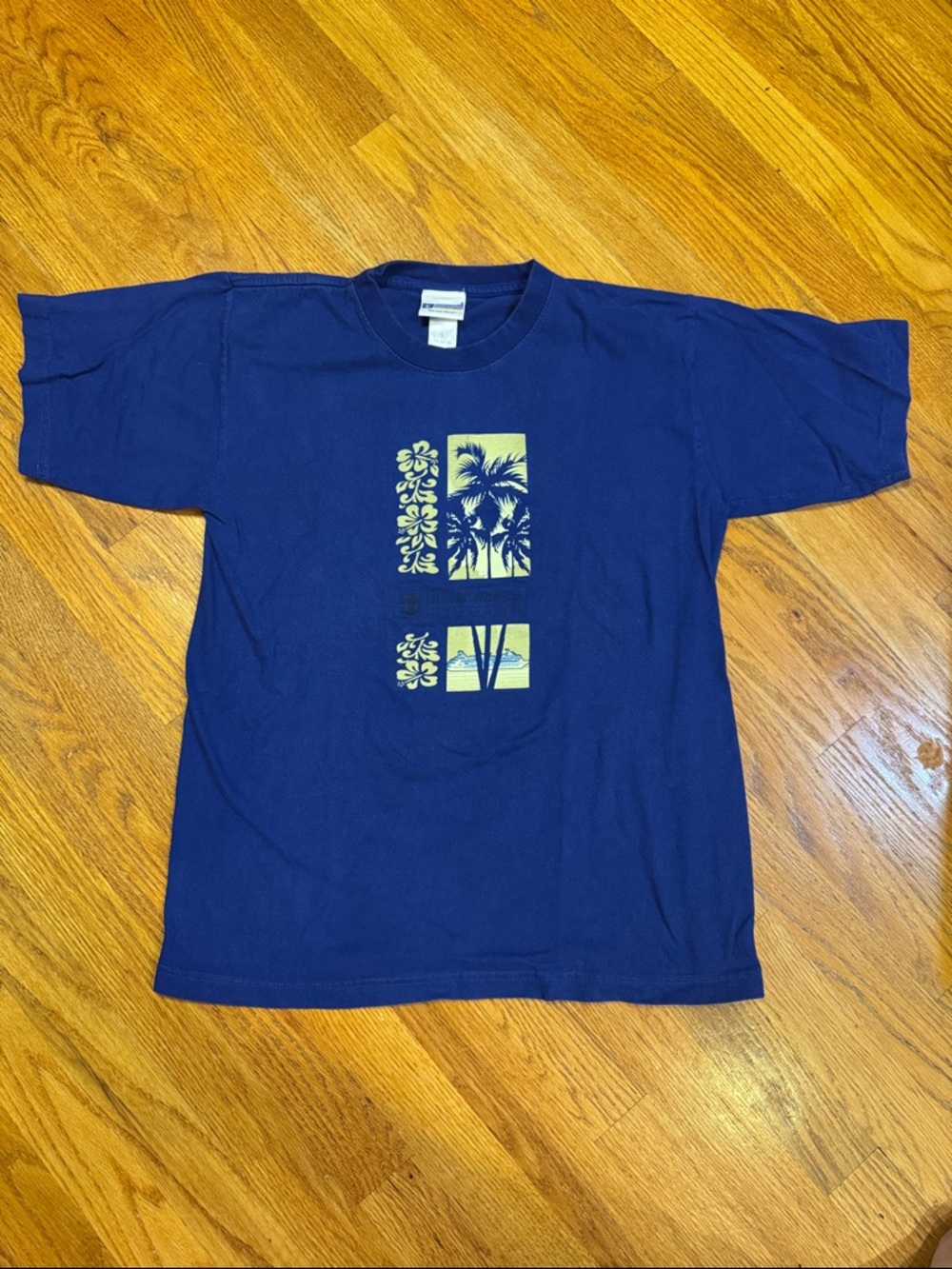 Royal Caribbean Tropical Tee